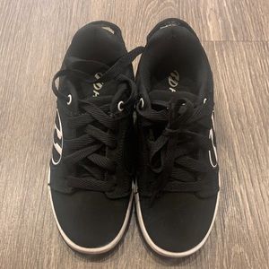 Heelys youth size 1